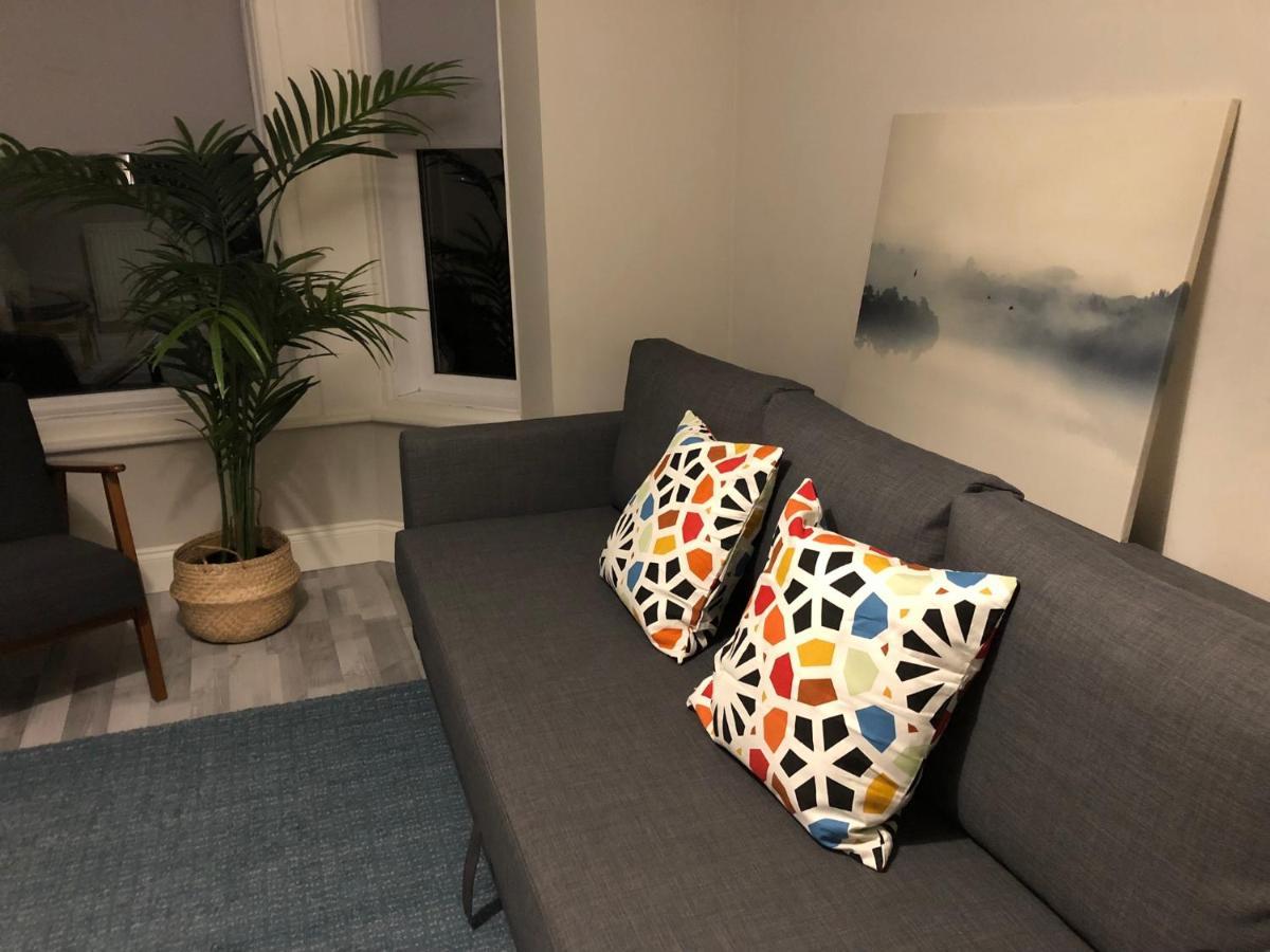 Three Bedroom City Home With Garden 南安普敦 外观 照片